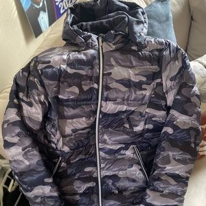 Camo jacket size lg with hood attached